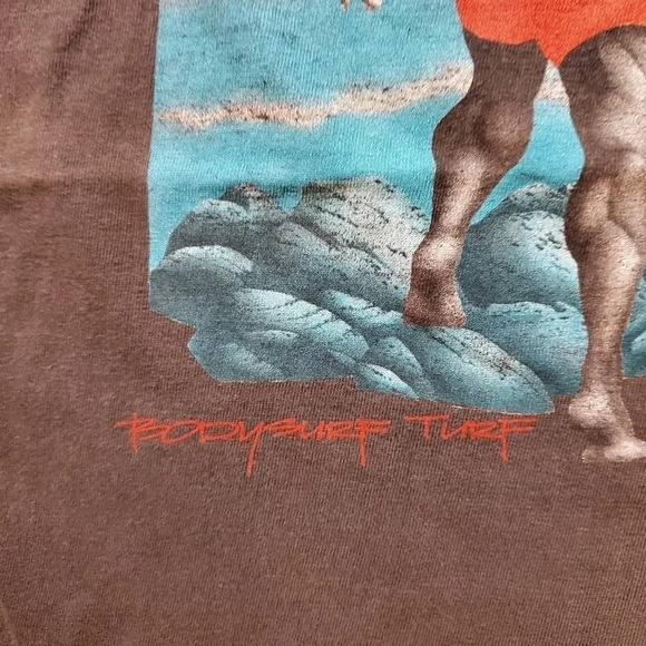 VINTAGE Master Graphics‎ Hawaii "Local Boys Rip" Graphic T-Shirt  Mel Isara 1987 - Picture 9 of 16